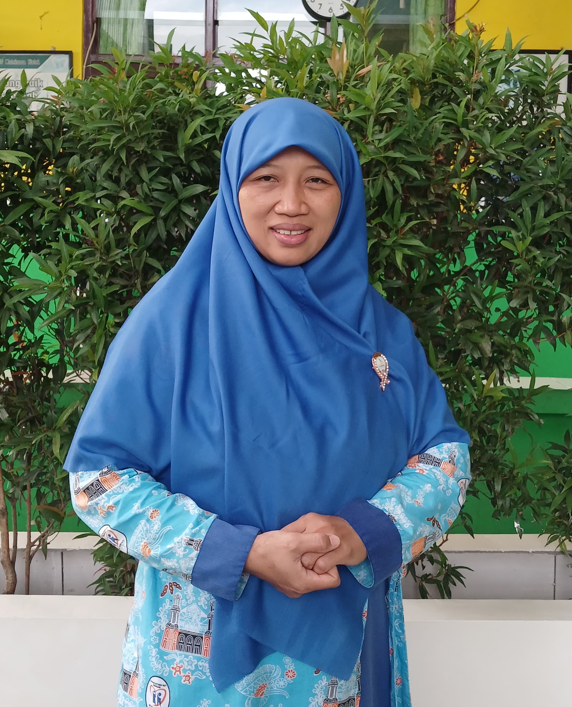 Dinaryati Suciningsih, S.Pd., Gr.